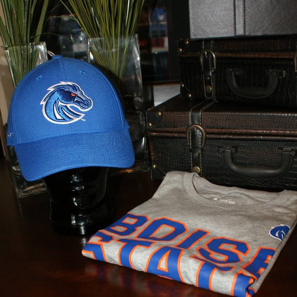 Nike Other - Nike Boise State Hat & T-shirt Bundle